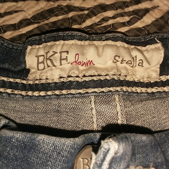 BKE SHORTS NEW WITHOUT TAGS - Picture 4 of 4